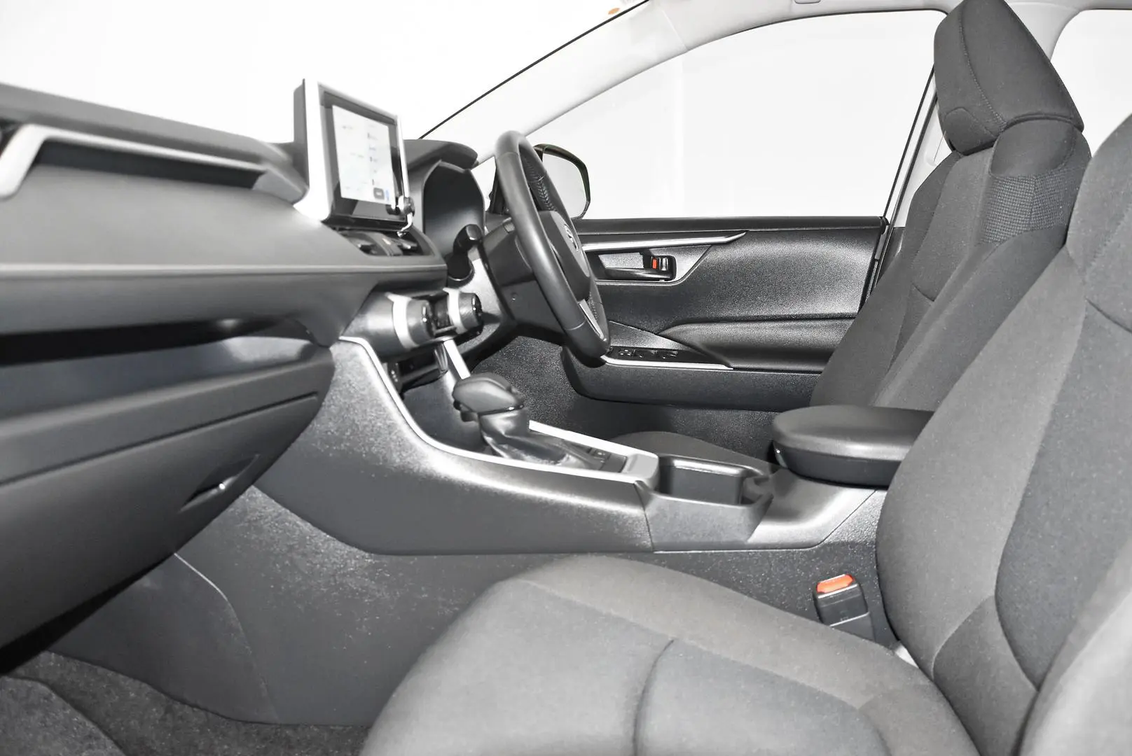 2024 Toyota RAV4 Gallery Image 18