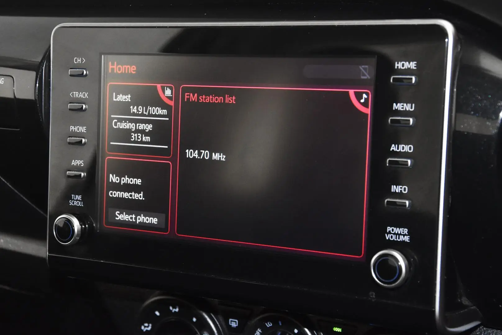 2021 Toyota Hilux Gallery Image 11