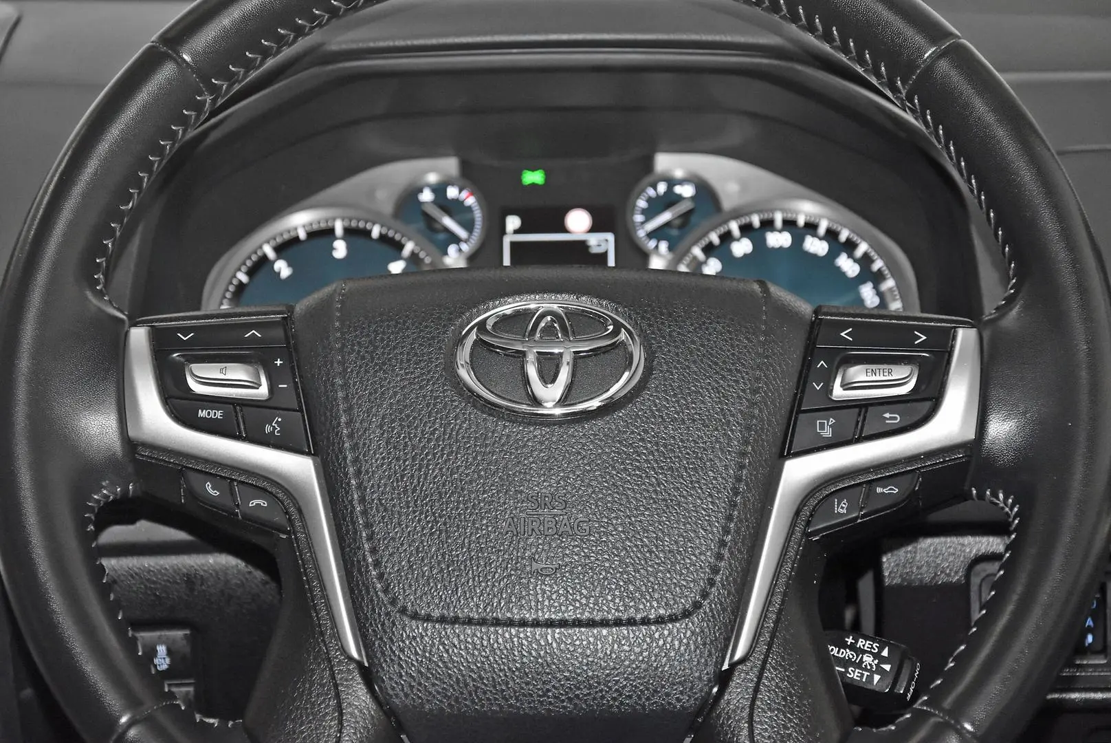 2023 Toyota Landcruiser Prado Gallery Image 14