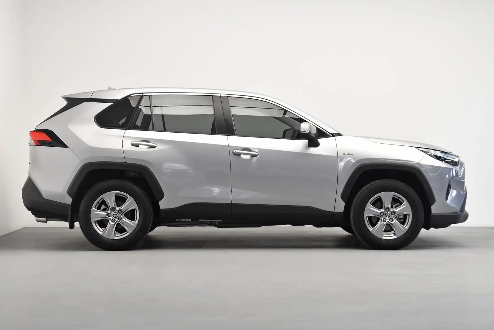 2024 Toyota RAV4 Gallery Image 3