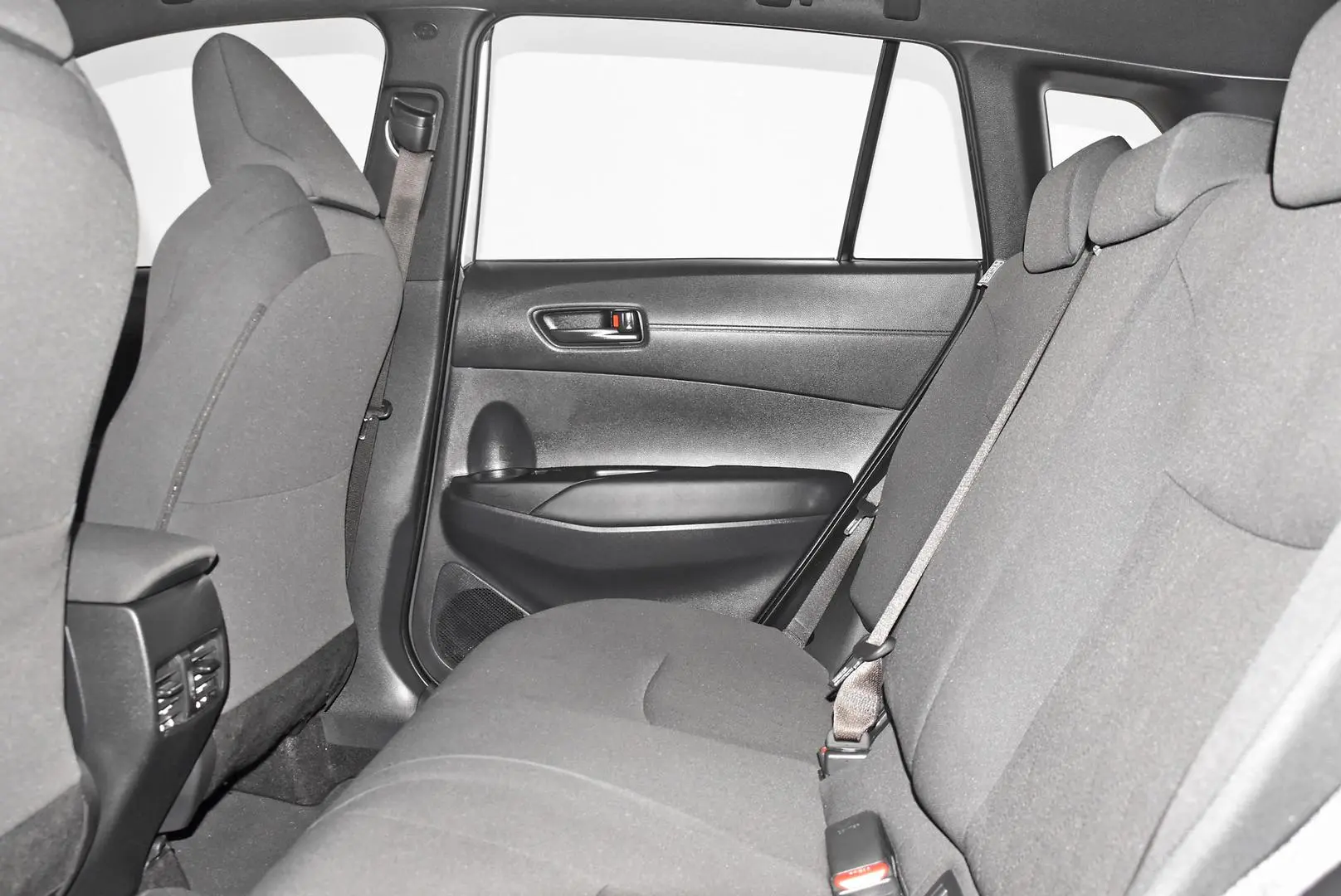 2024 Toyota Corolla Cross Gallery Image 18