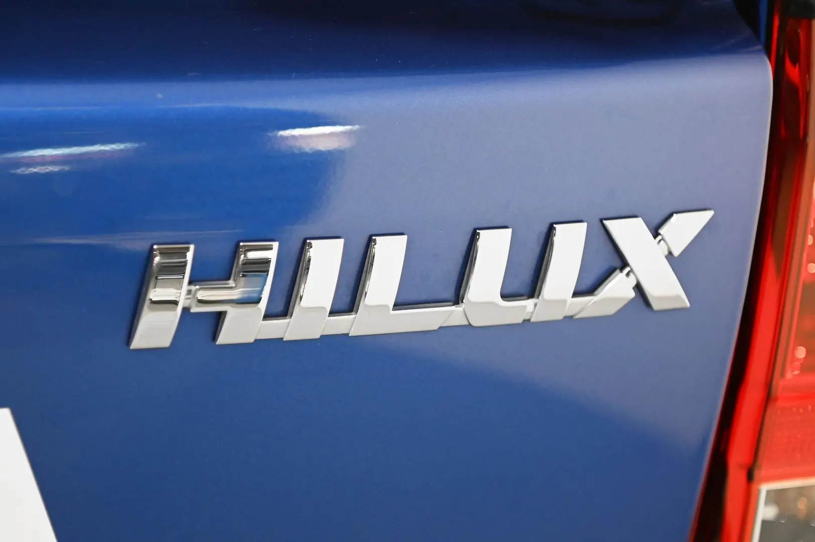 2023 Toyota Hilux Image 7