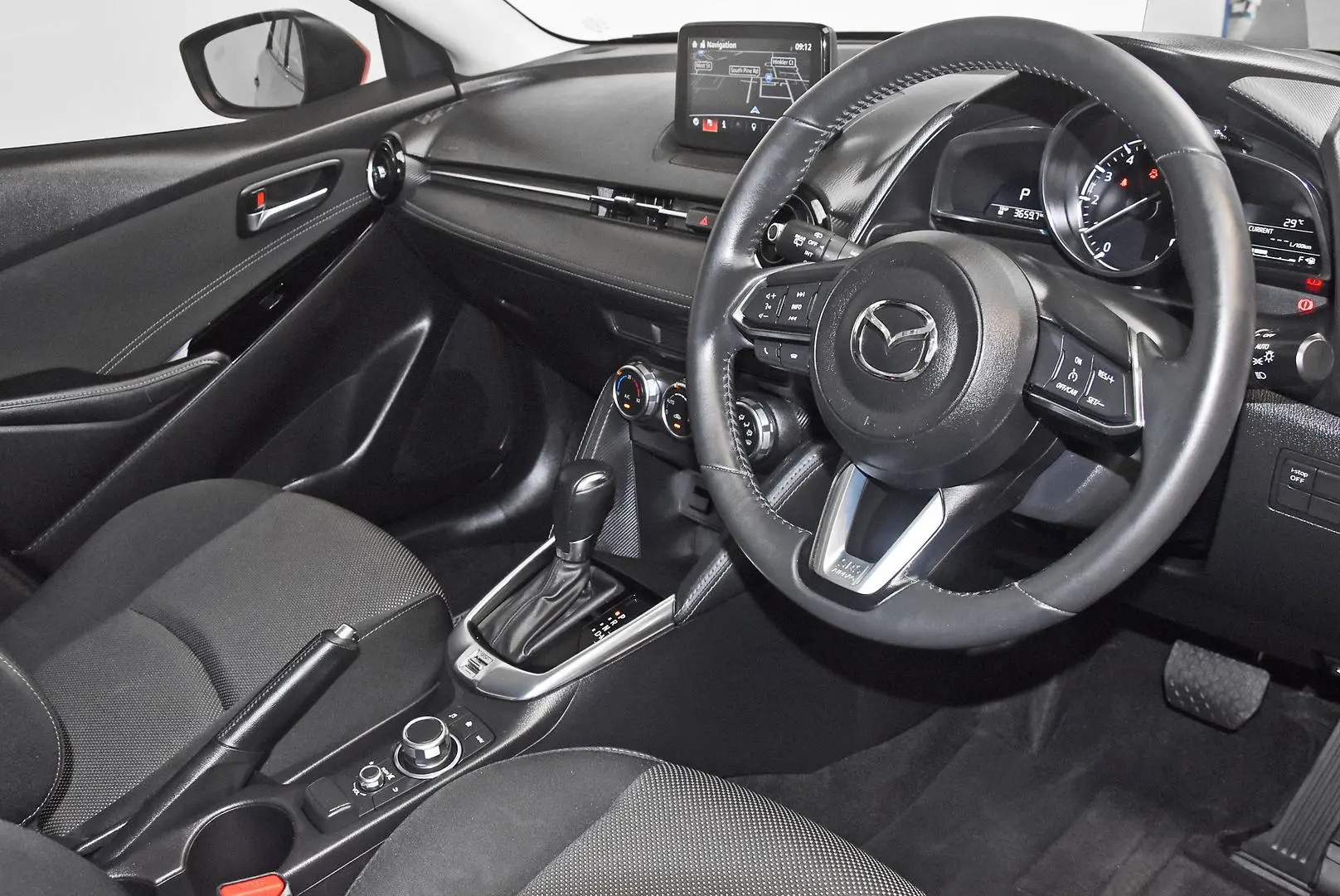 2017 Mazda 2 Gallery Image 8