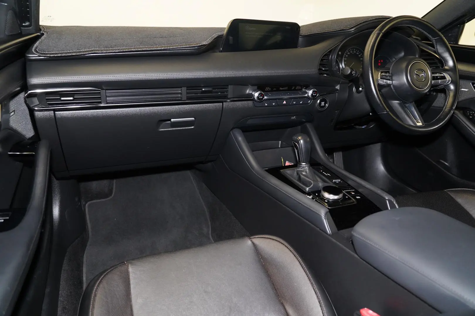 2021 Mazda 3 Gallery Image 9