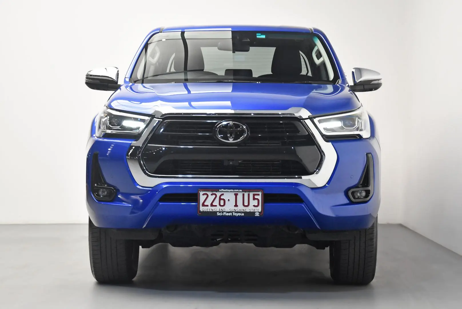 2023 Toyota Hilux Gallery Image 2