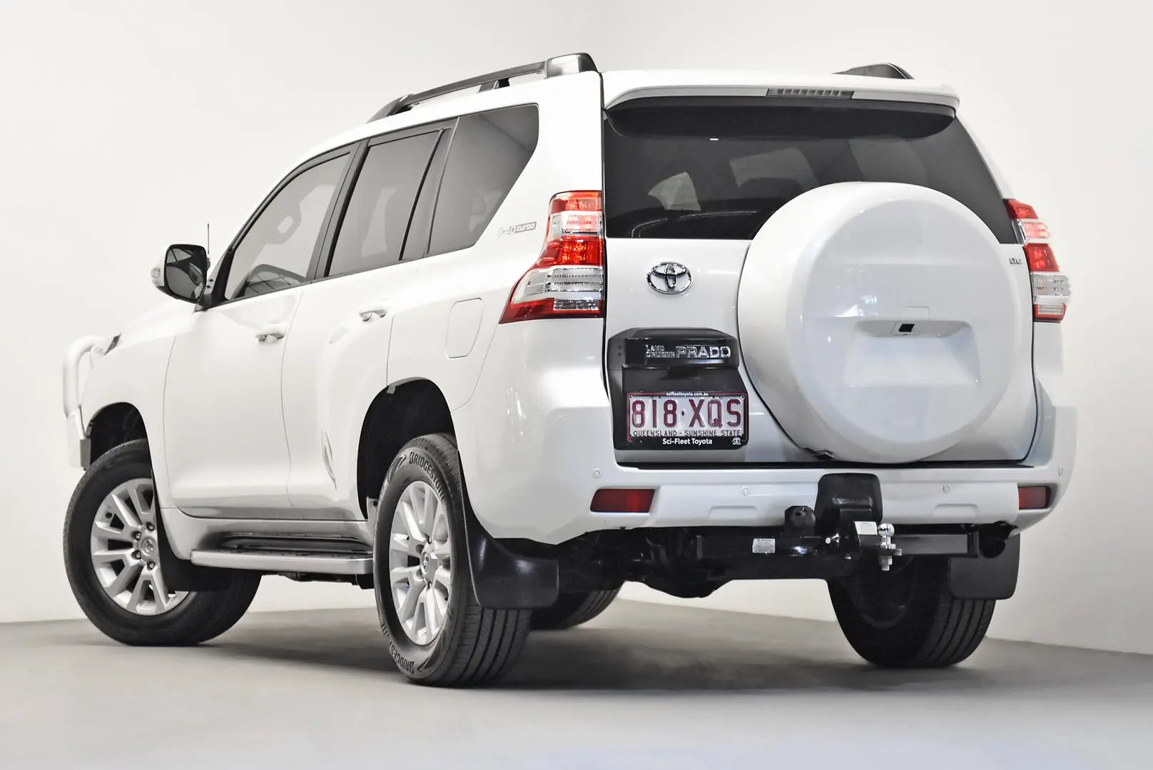 2016 Toyota Landcruiser Prado Gallery Image 5