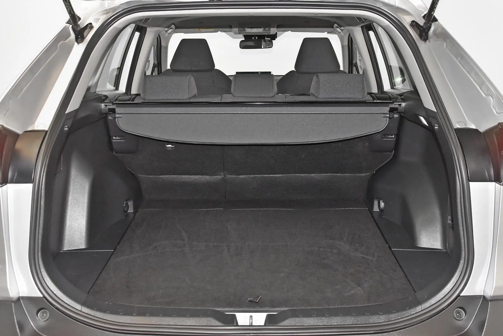 2025 Toyota RAV4 Gallery Image 21