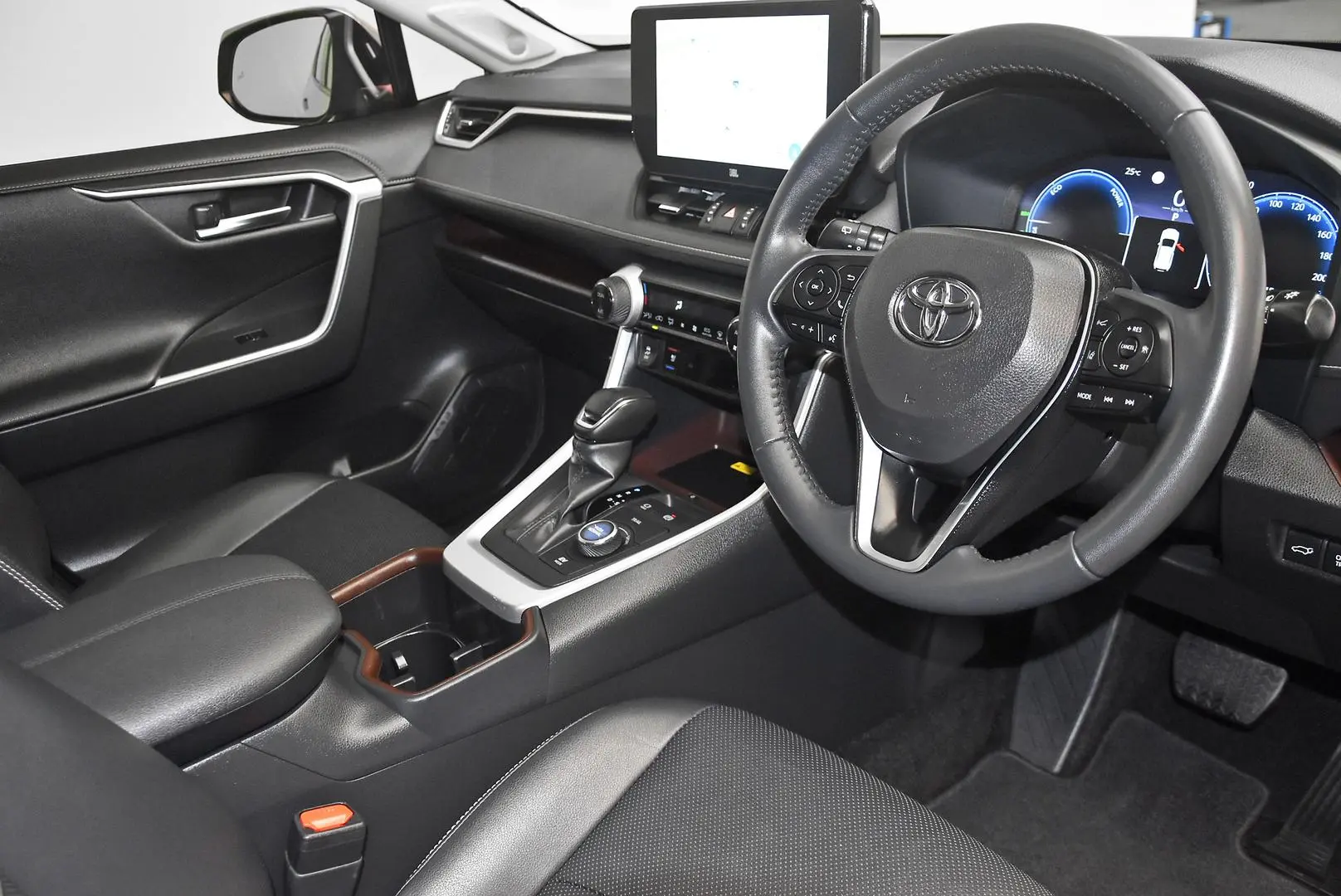 2023 Toyota RAV4 Gallery Image 9