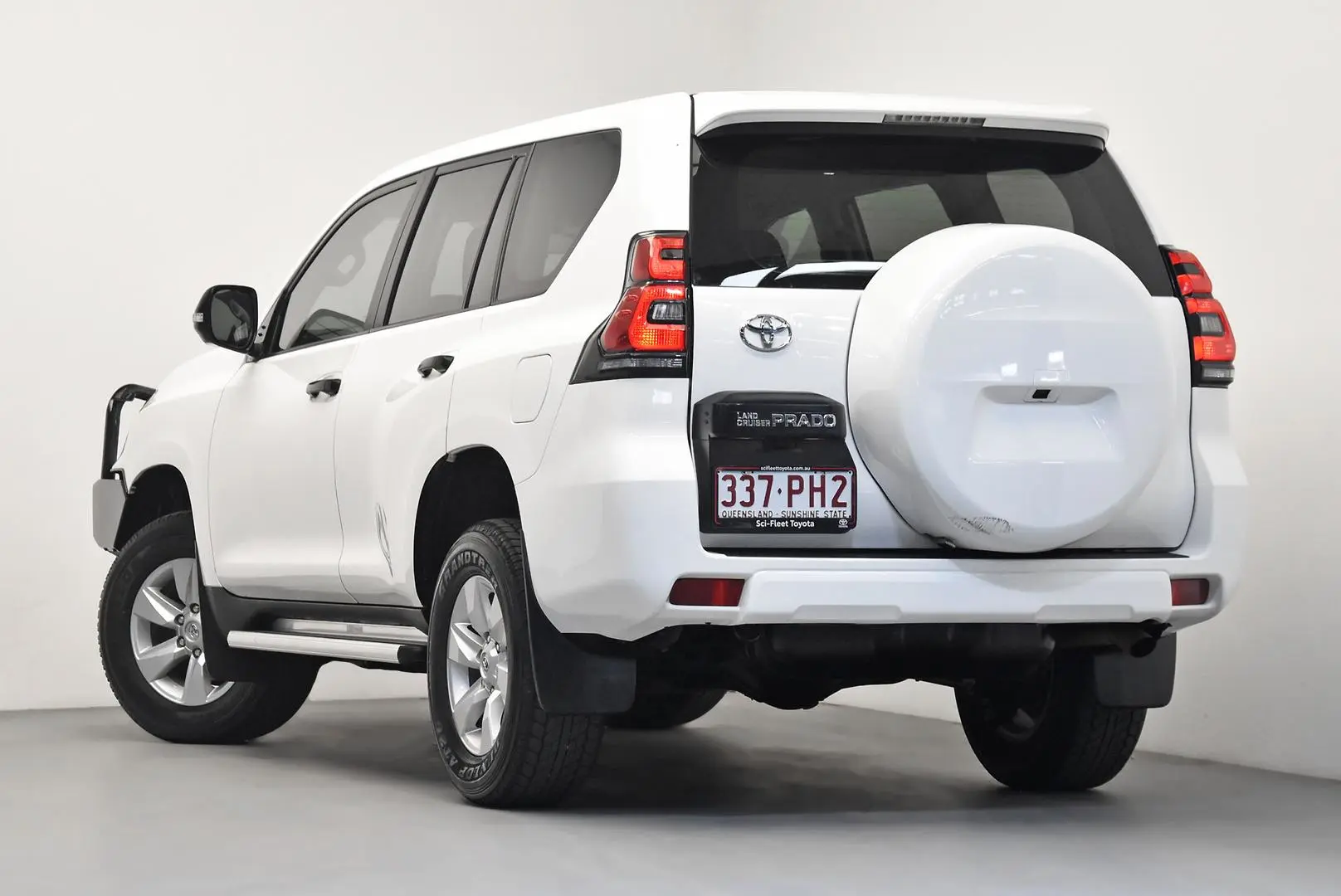 2021 Toyota Landcruiser Prado Gallery Image 5