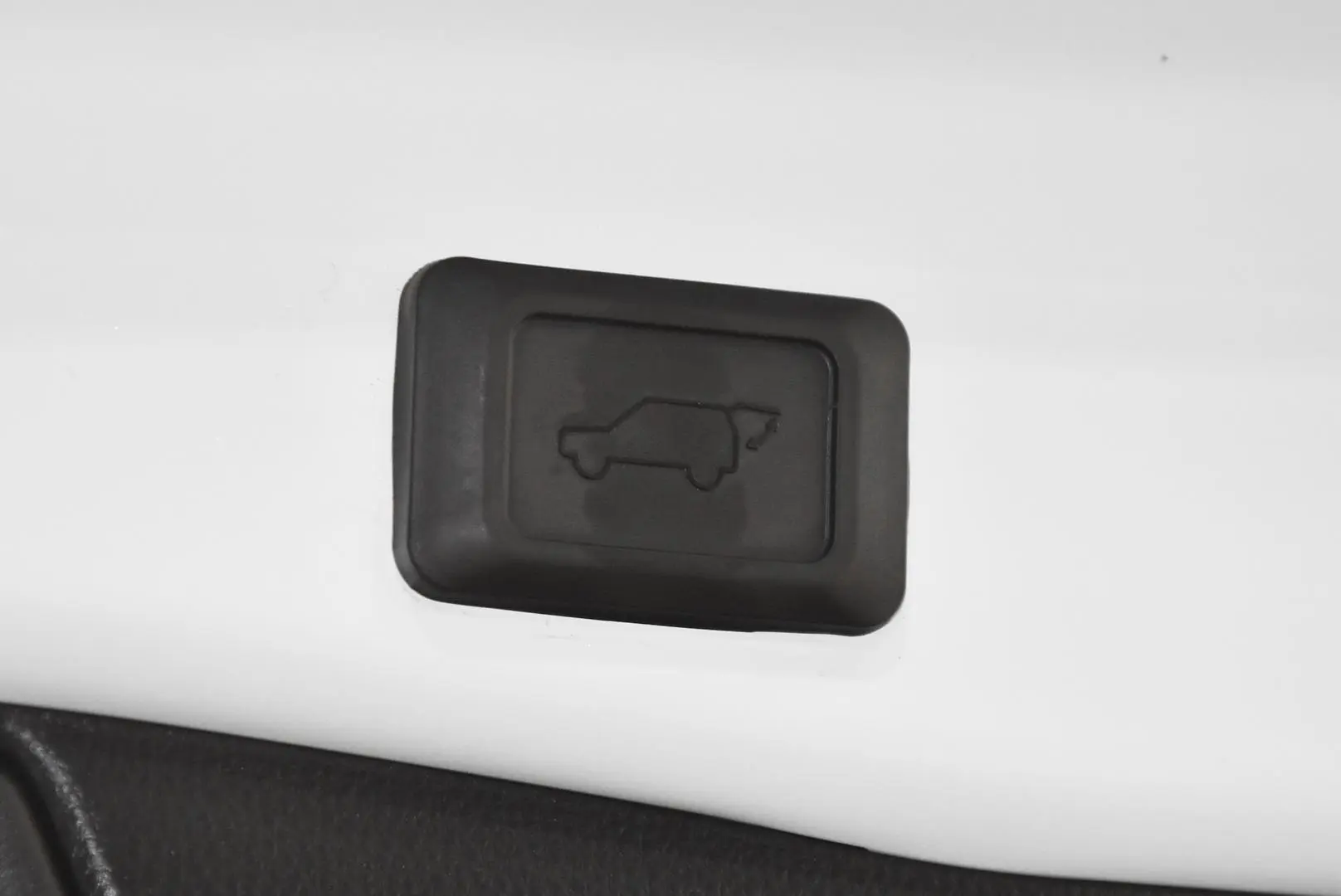 2024 Toyota RAV4 Gallery Image 22