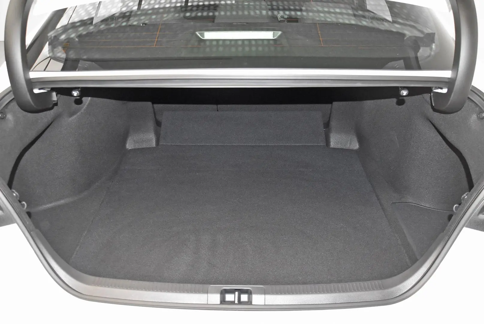 2024 Toyota Camry Gallery Image 20