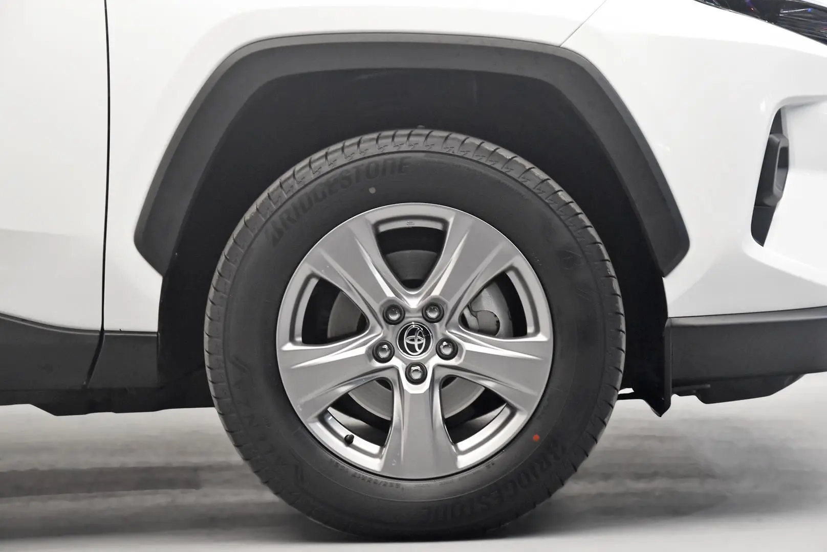 2024 Toyota RAV4 Gallery Image 23