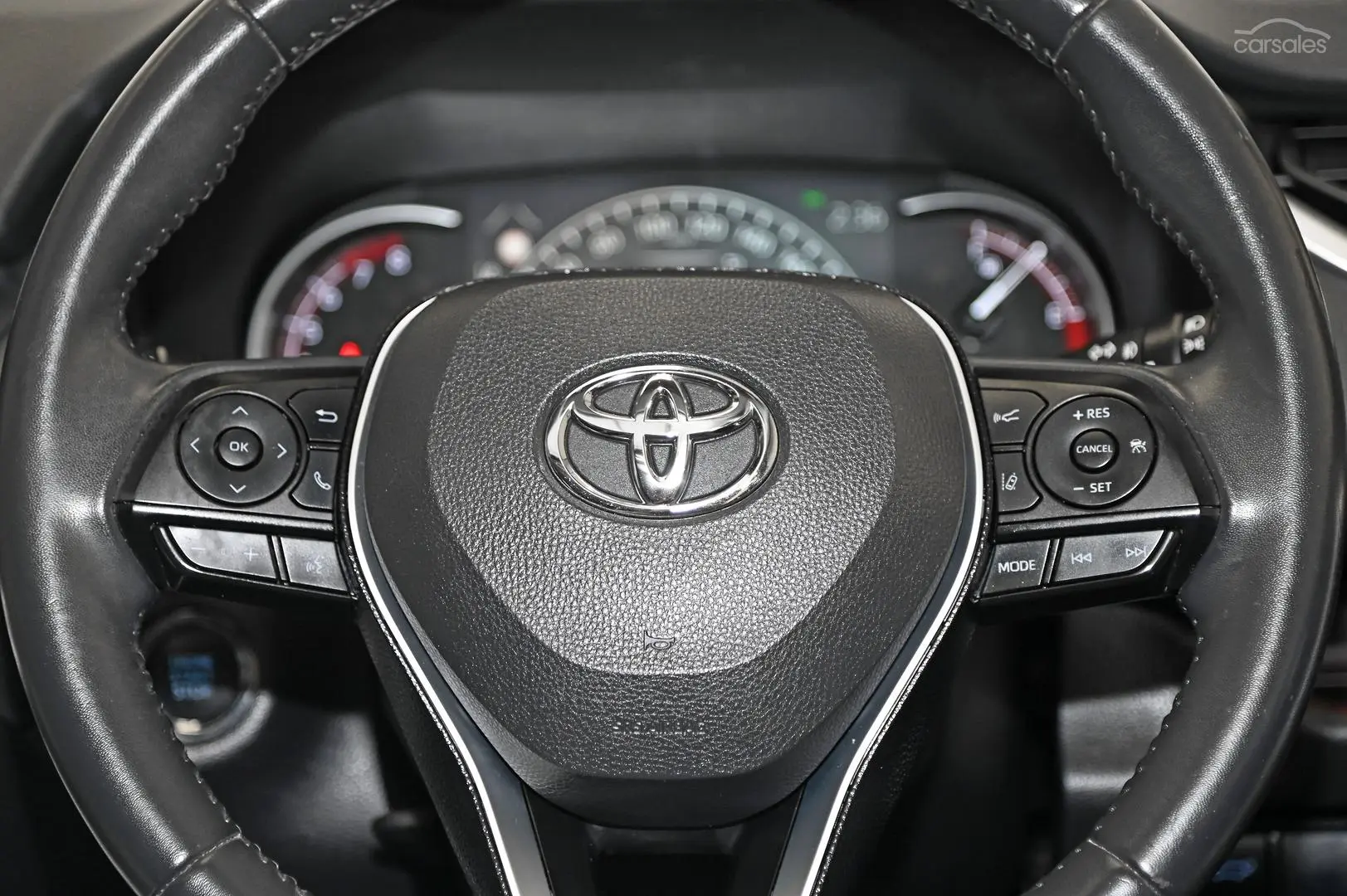 2020 Toyota RAV4 Image 15