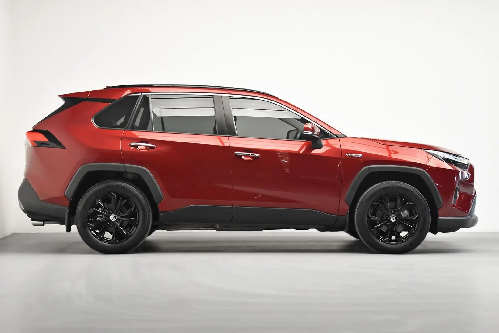 2022 Toyota RAV4 Gallery Image 3