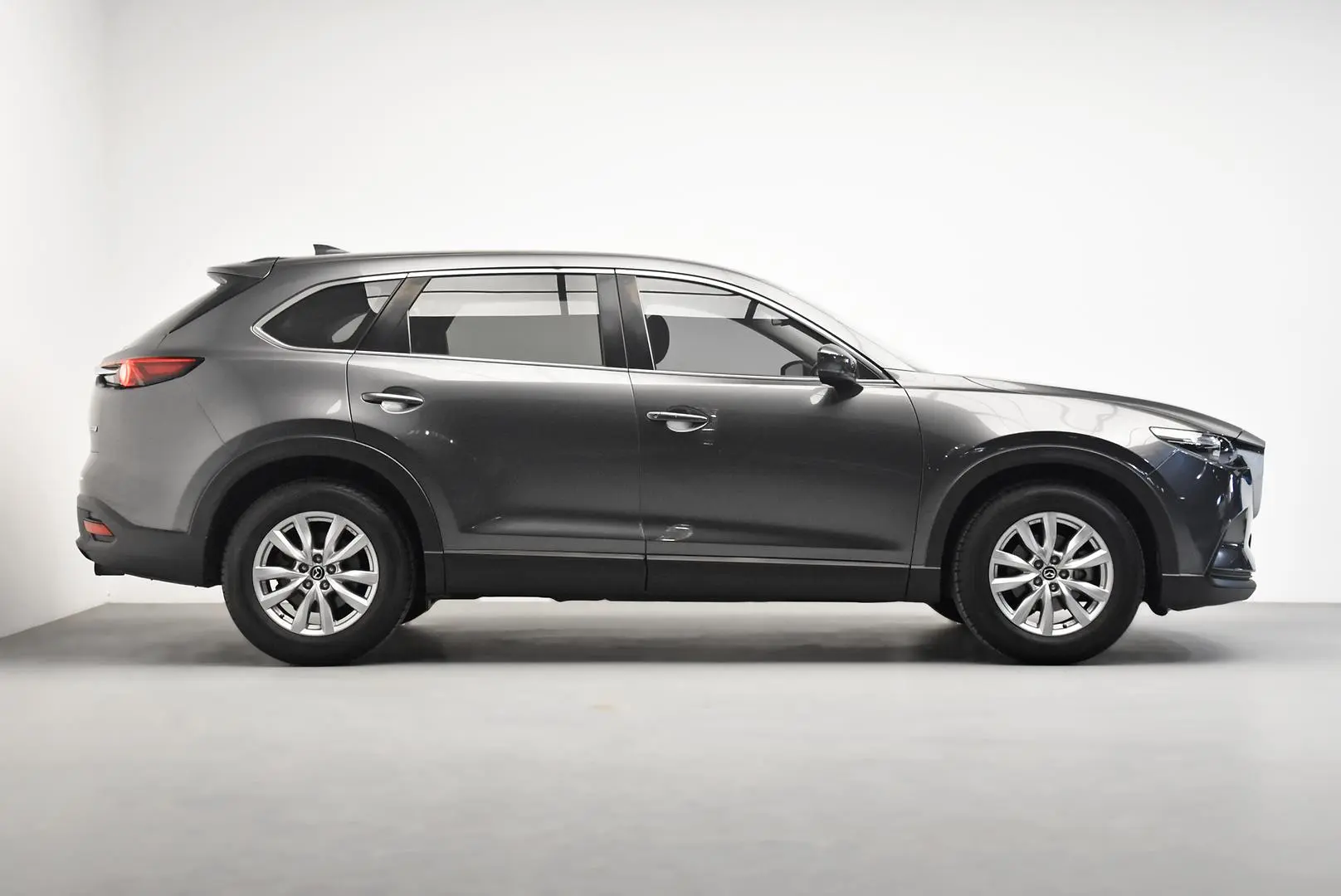 2017 Mazda CX-9 Gallery Image 3