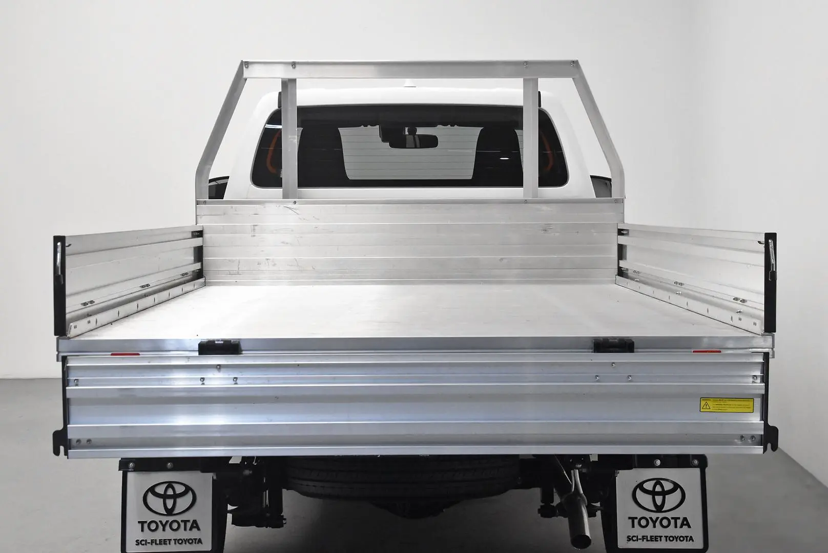 2023 Toyota Hilux Gallery Image 18