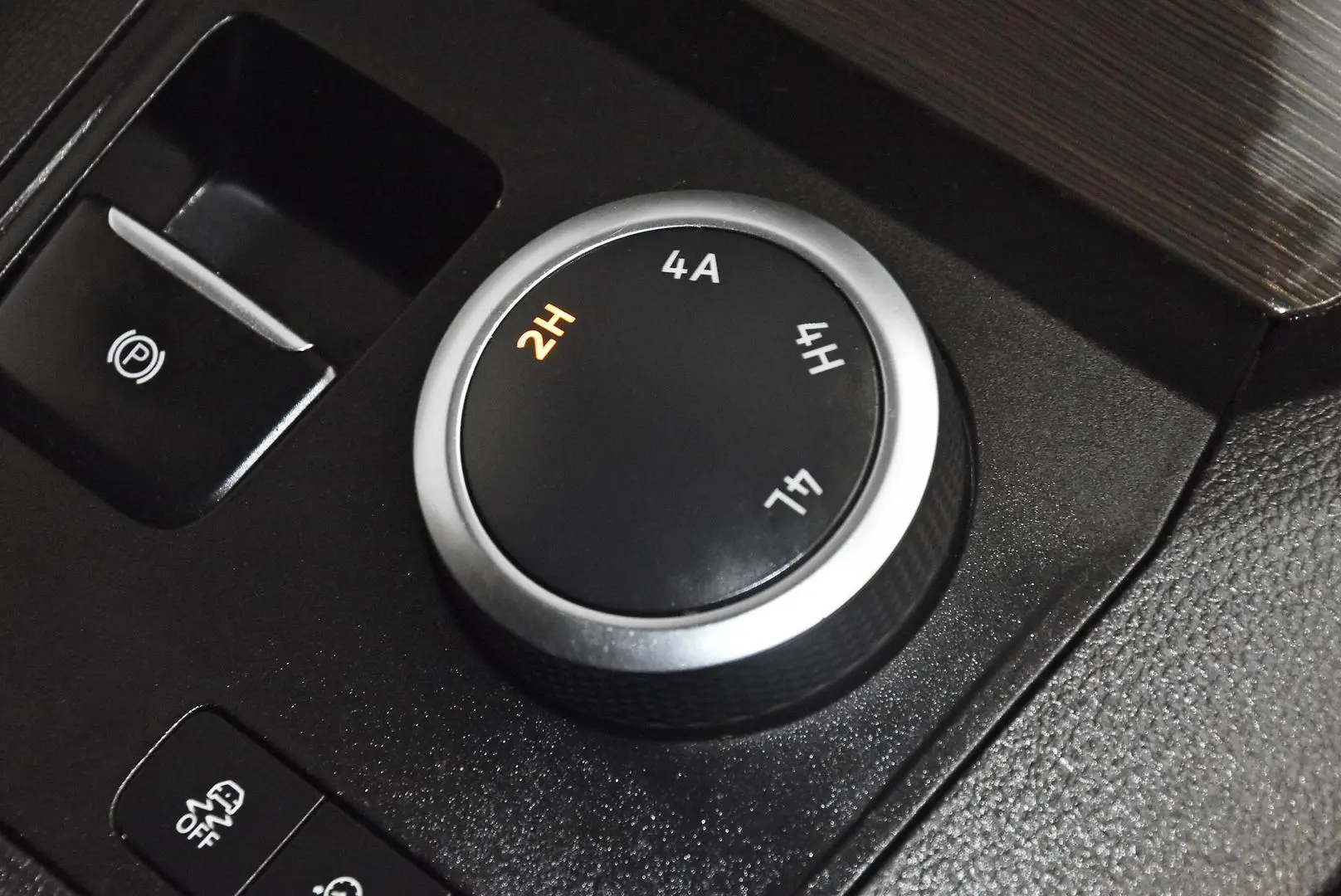 2023 Volkswagen Amarok Gallery Image 13