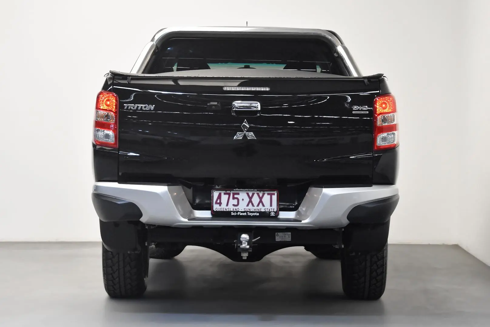 2017 Mitsubishi Triton Gallery Image 6
