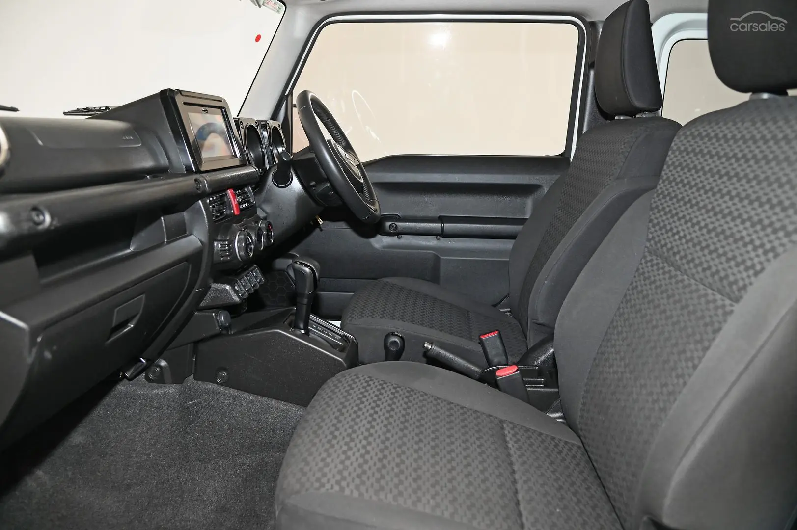 2020 Suzuki Jimny Image 15