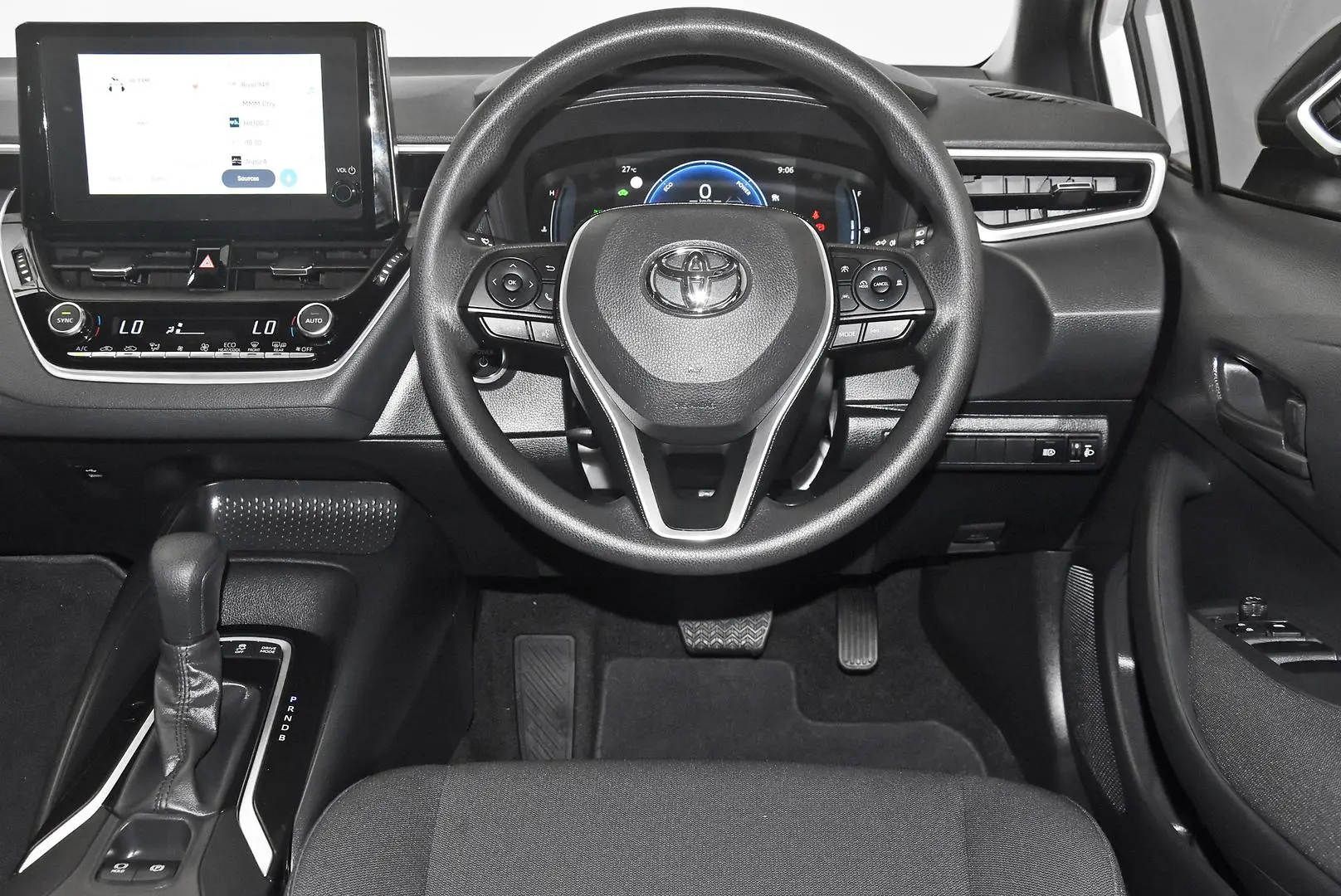 2025 Toyota Corolla Gallery Image 15