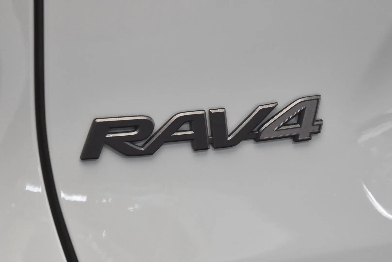 2024 Toyota RAV4 Gallery Image 7