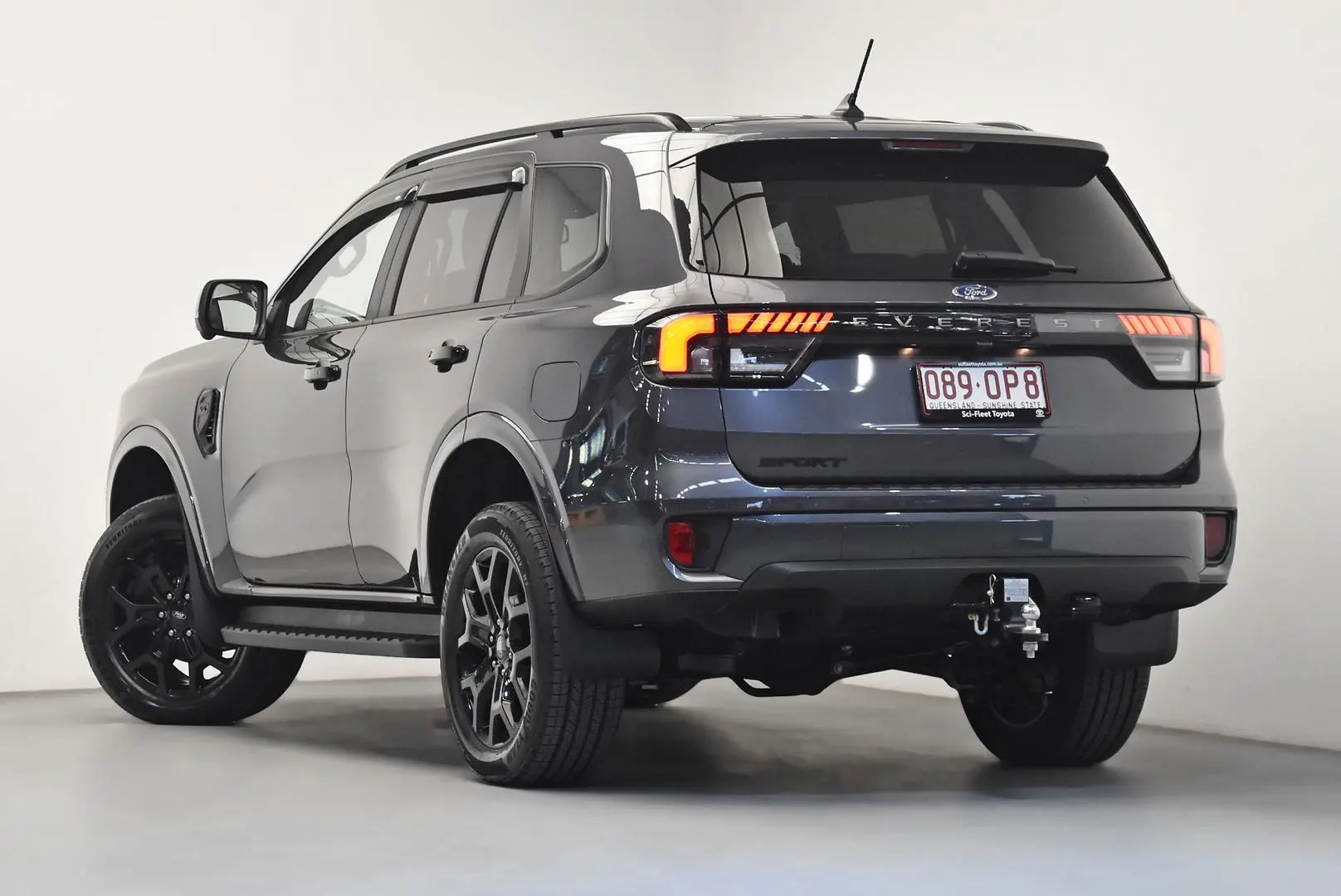 2025 Ford Everest Gallery Image 5
