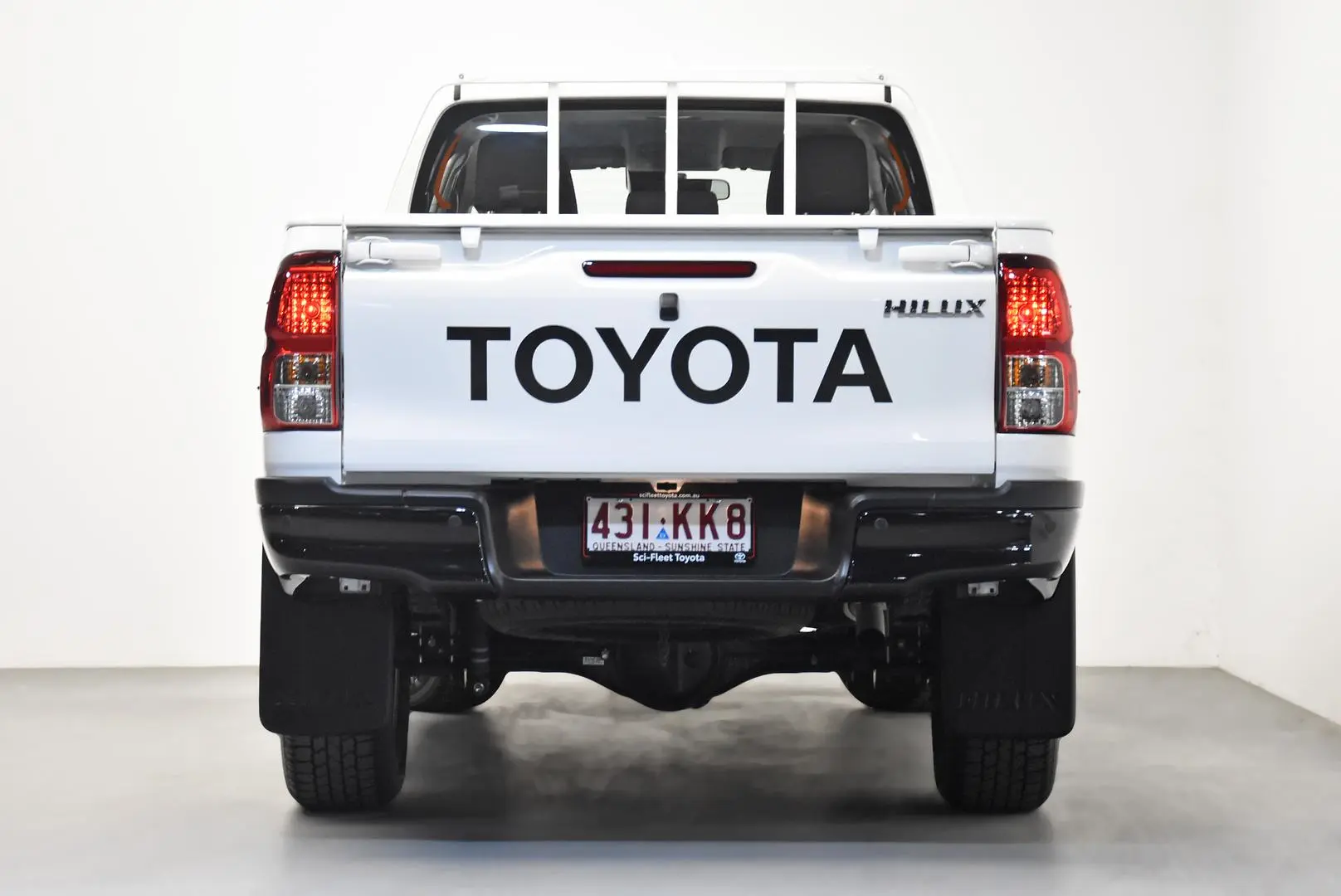 2024 Toyota Hilux Gallery Image 6