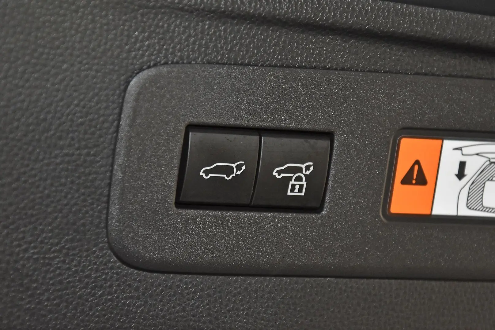 2024 Toyota Landcruiser Prado Gallery Image 22