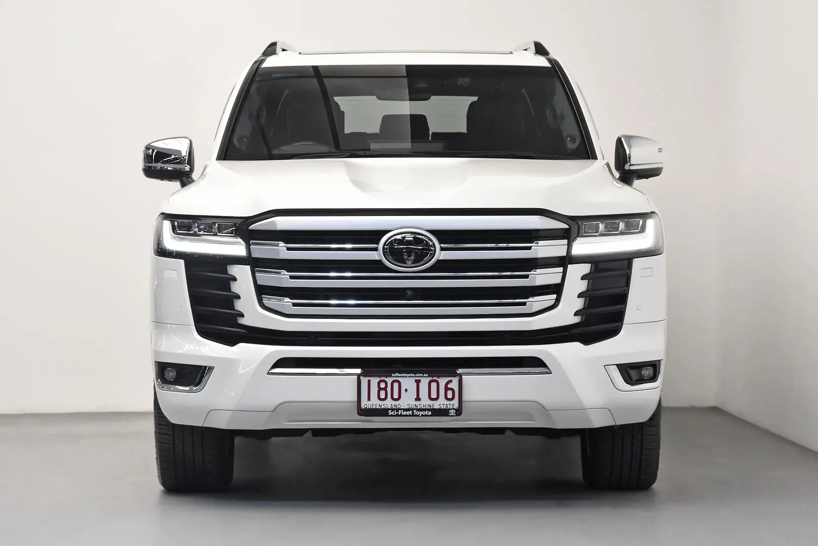 2023 Toyota Landcruiser Gallery Image 2