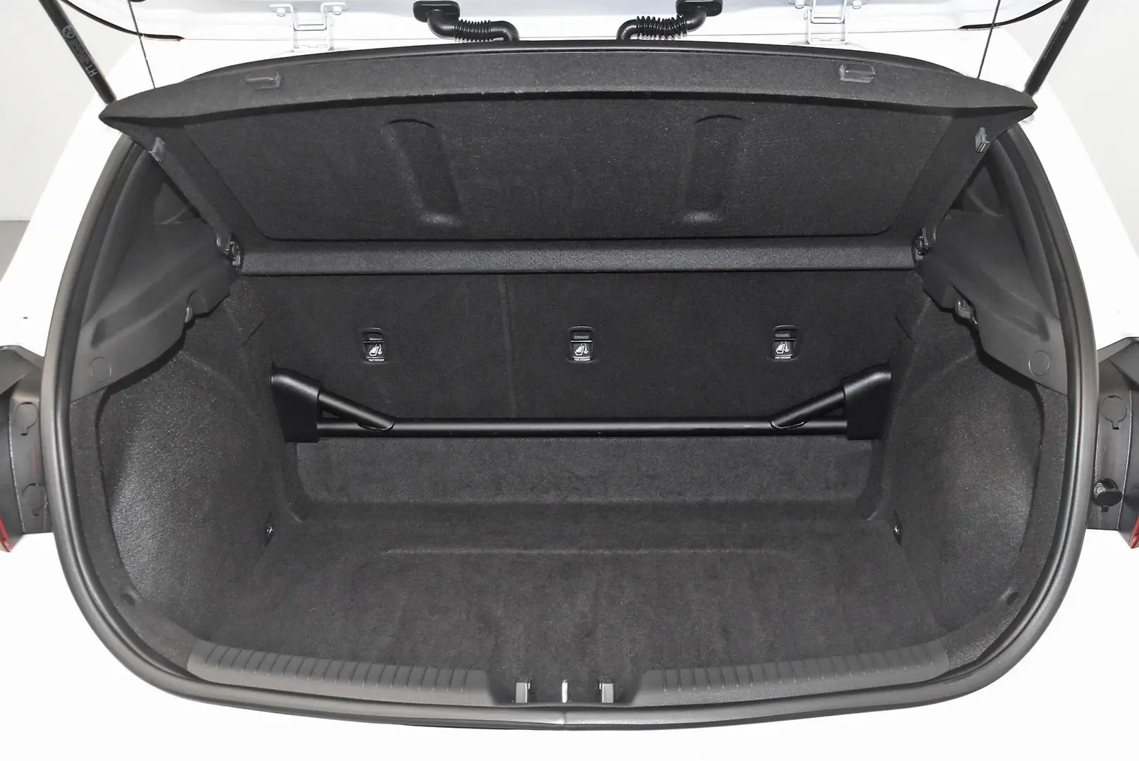 2021 Hyundai i30 Gallery Image 20