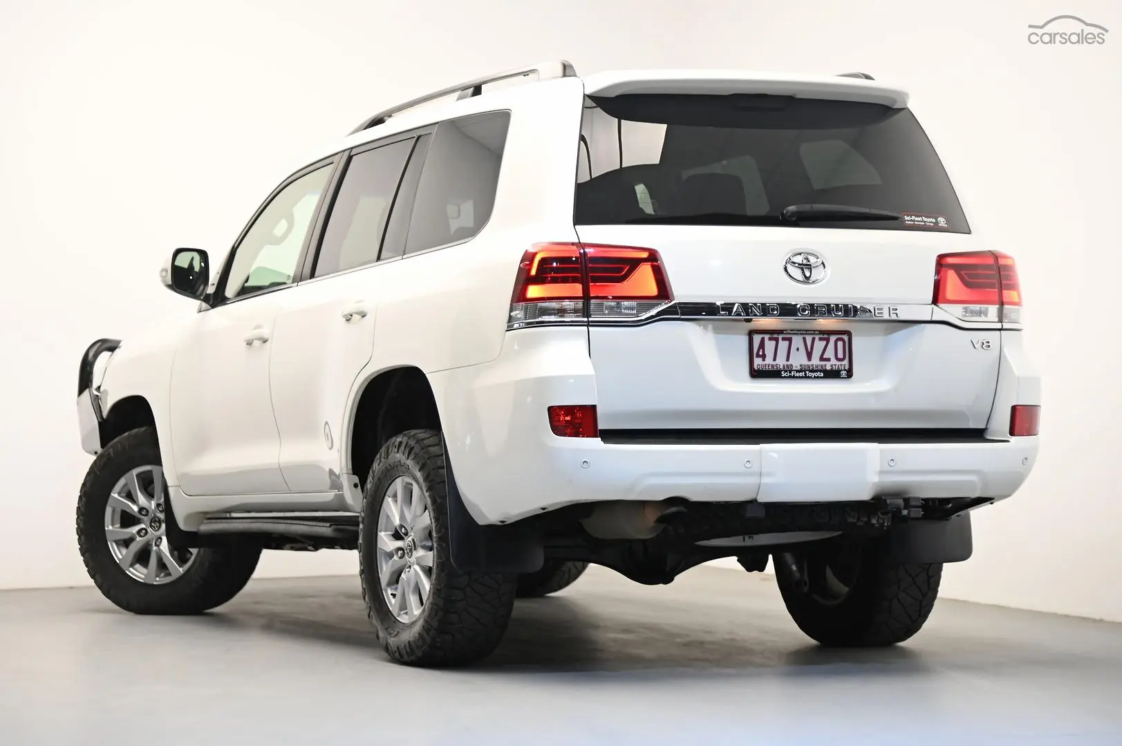 2015 Toyota Landcruiser Image 5