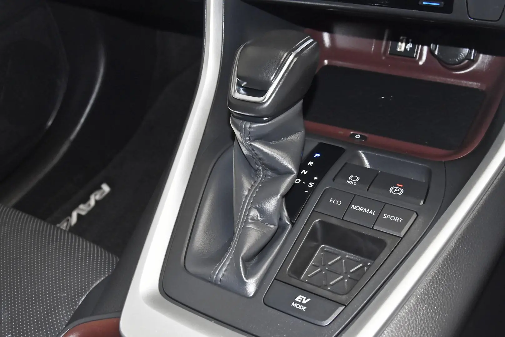 2023 Toyota RAV4 Gallery Image 14