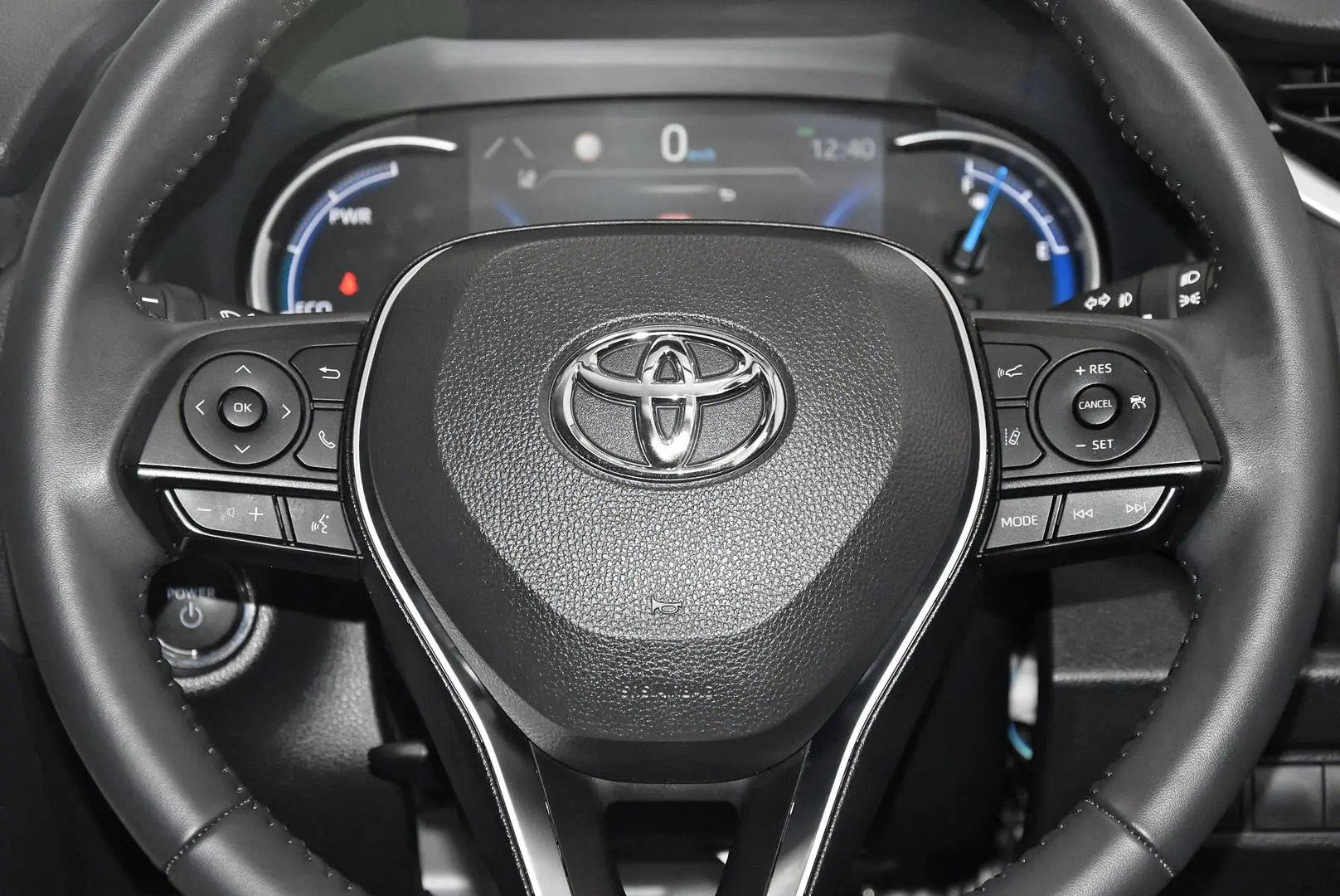2025 Toyota RAV4 Gallery Image 16