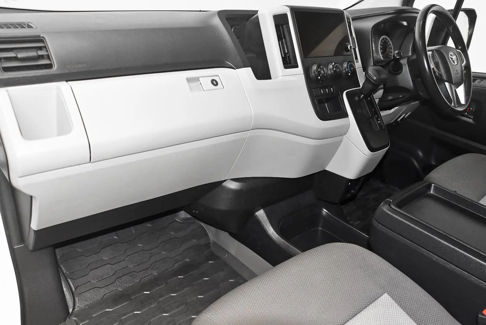 2024 Toyota Hiace Gallery Image 15