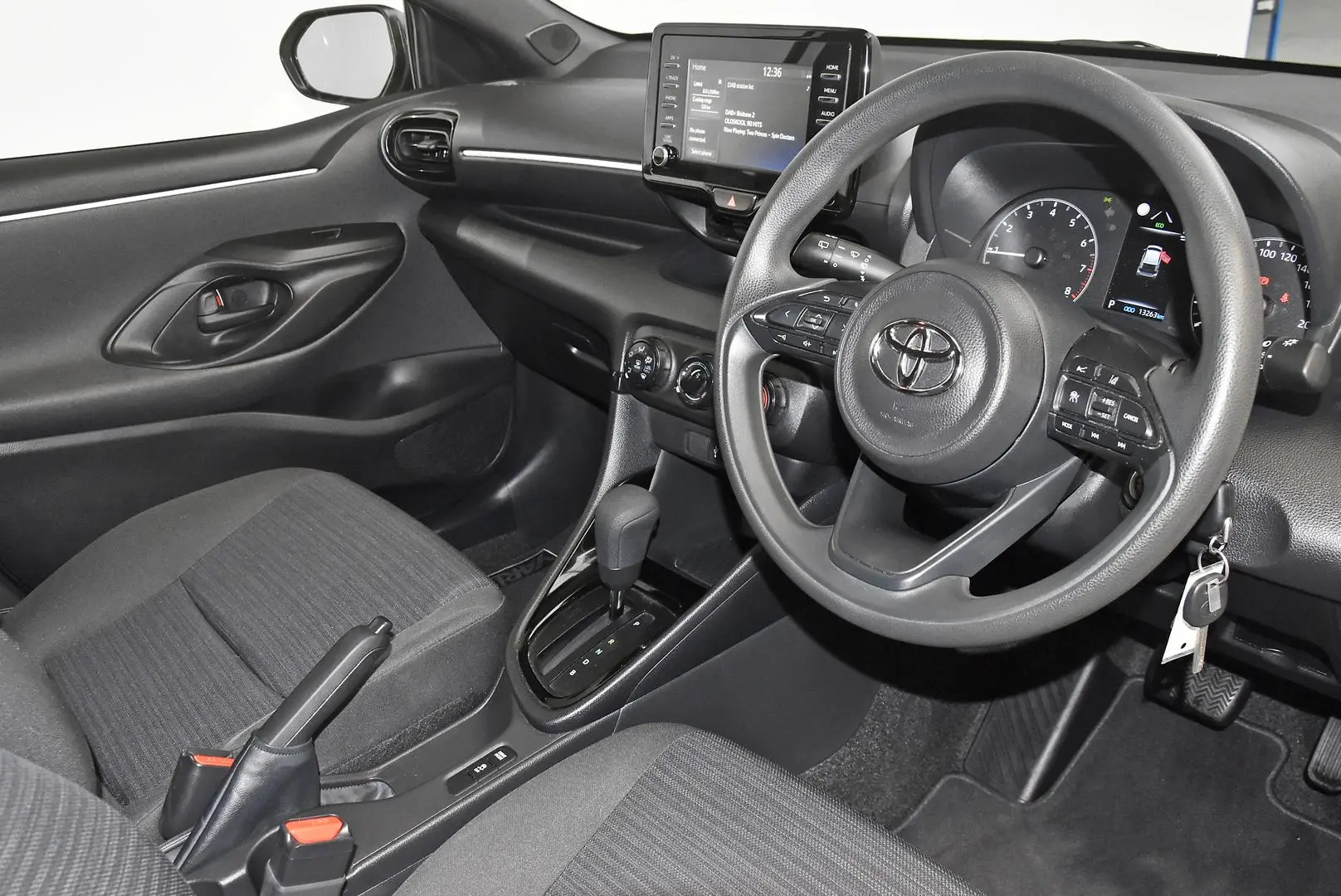 2022 Toyota Yaris Gallery Image 8