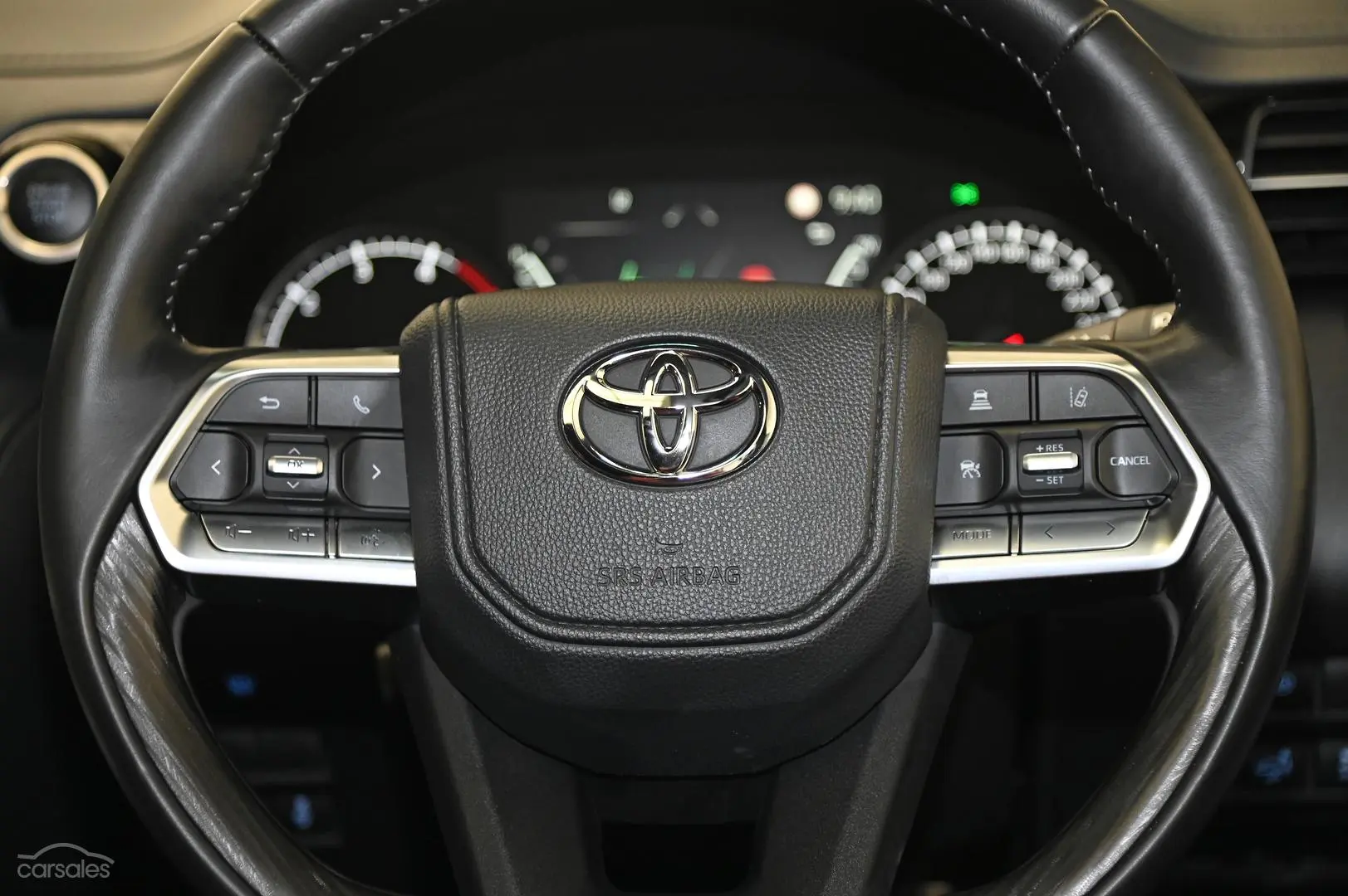 2023 Toyota Landcruiser Image 15