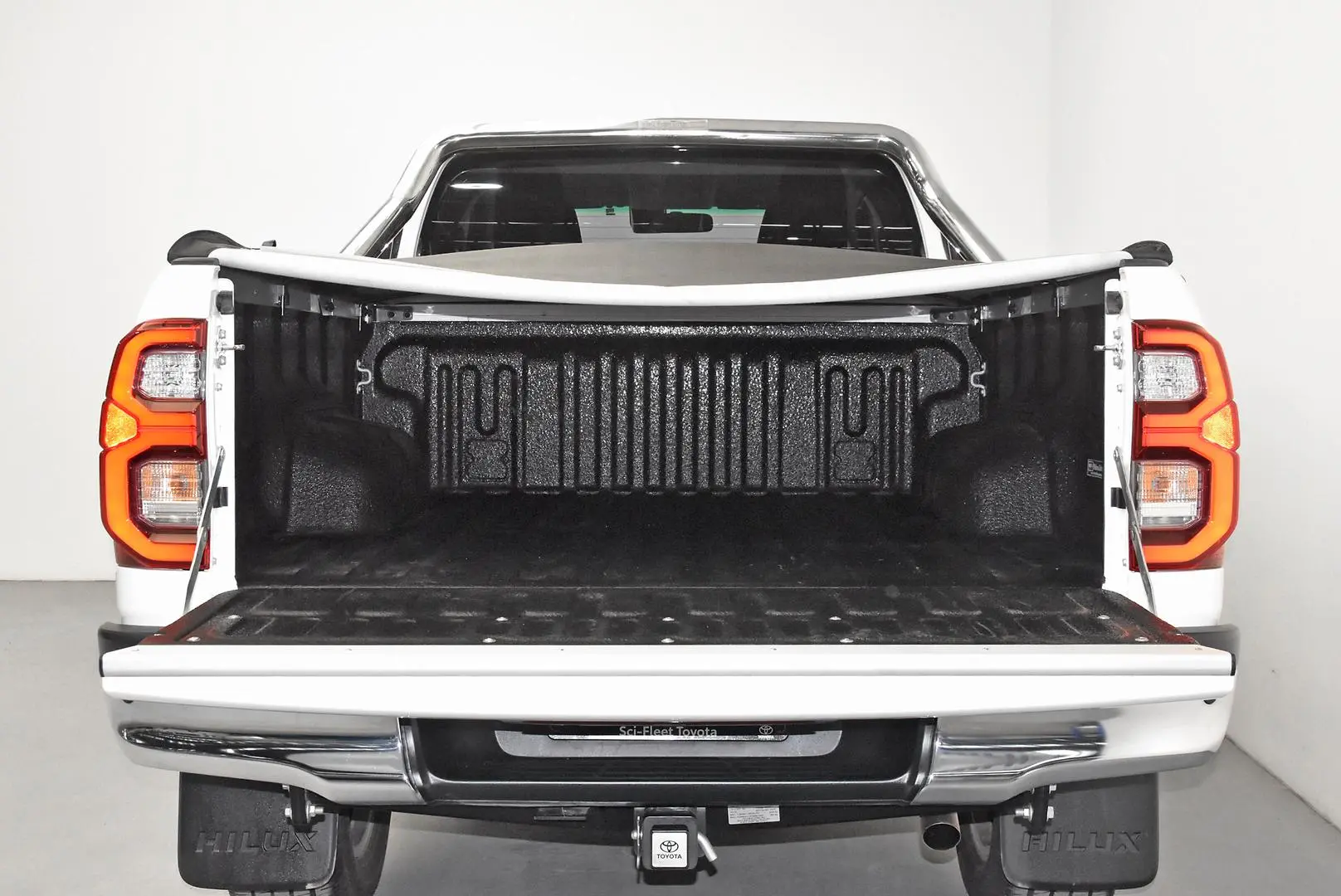 2024 Toyota Hilux Gallery Image 22