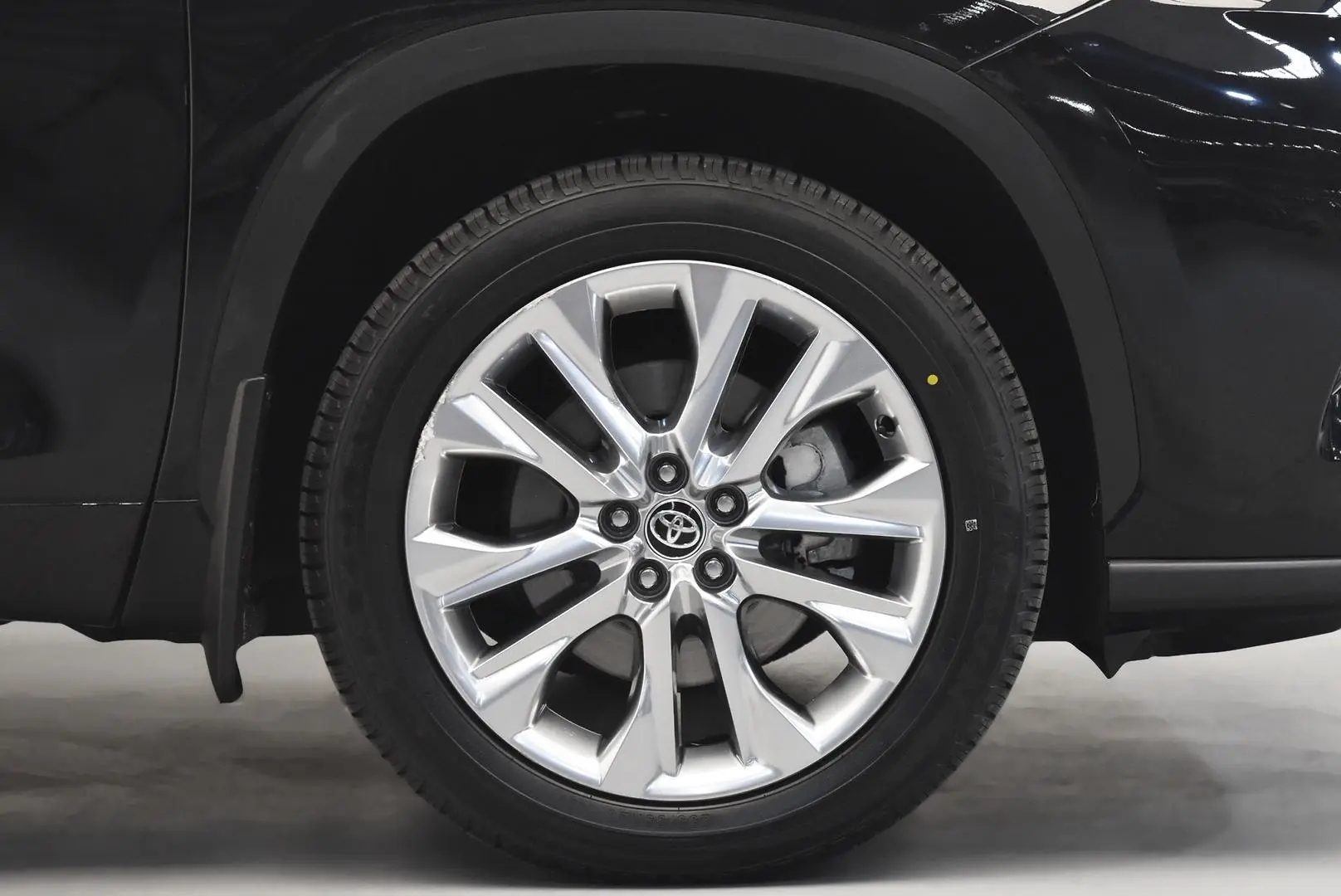 2024 Toyota Kluger Gallery Image 25