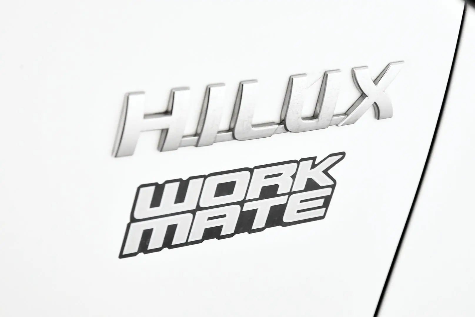 2014 Toyota Hilux Gallery Image 7