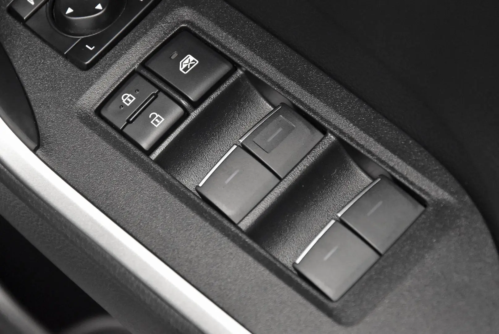 2024 Toyota RAV4 Gallery Image 10