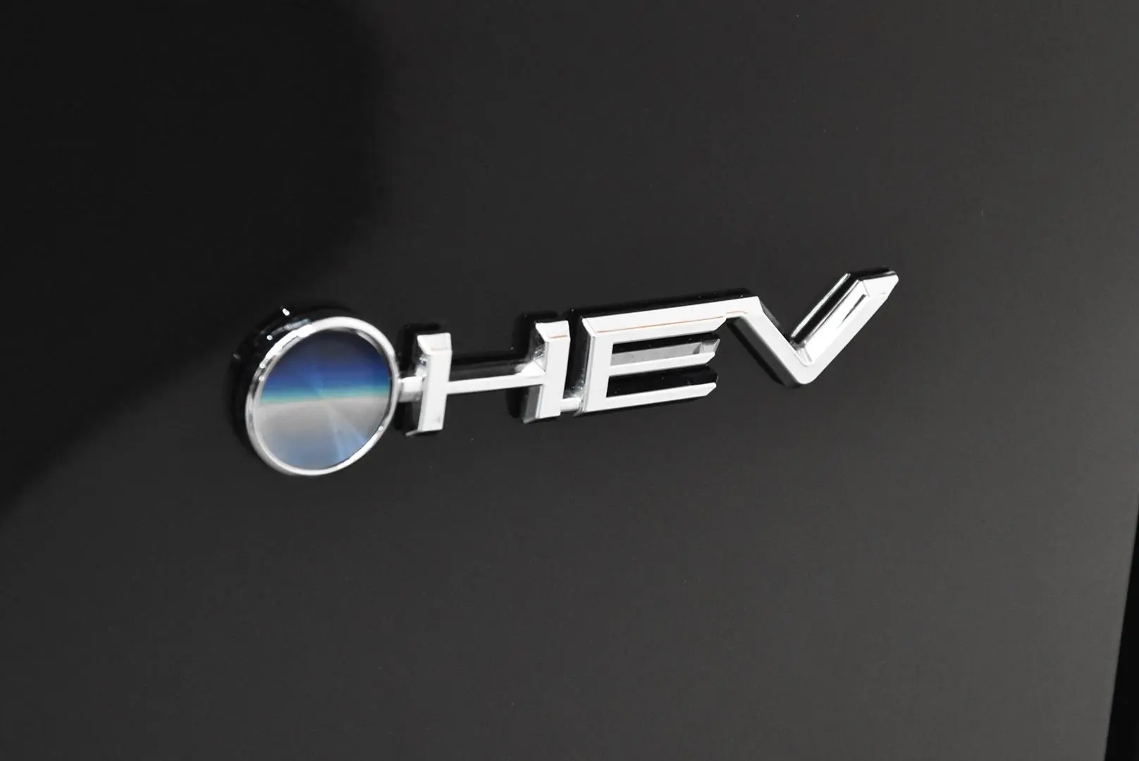 2024 Toyota RAV4 Gallery Image 8