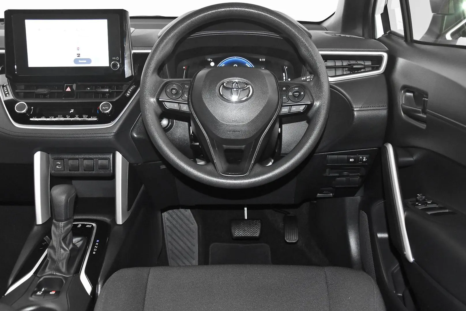 2024 Toyota Corolla Cross Gallery Image 15