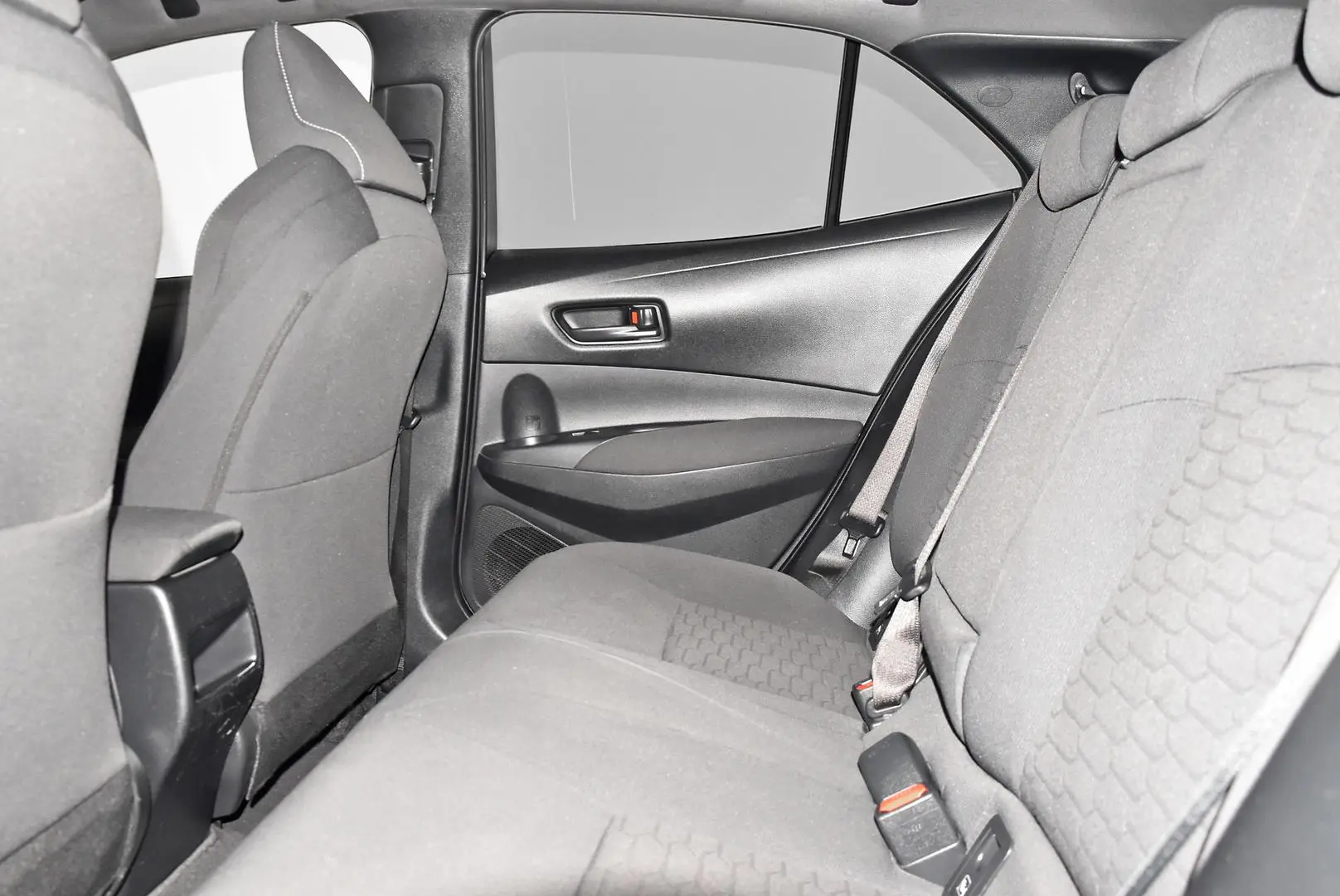 2018 Toyota Corolla Gallery Image 19