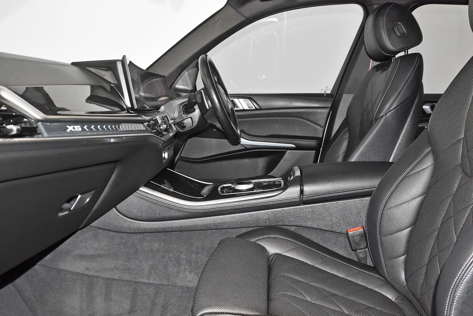 2023 BMW X5 Gallery Image 18