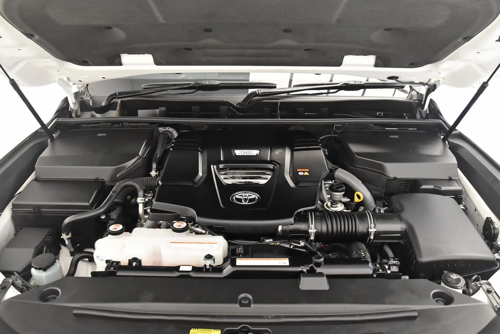 2024 Toyota Landcruiser Gallery Image 23