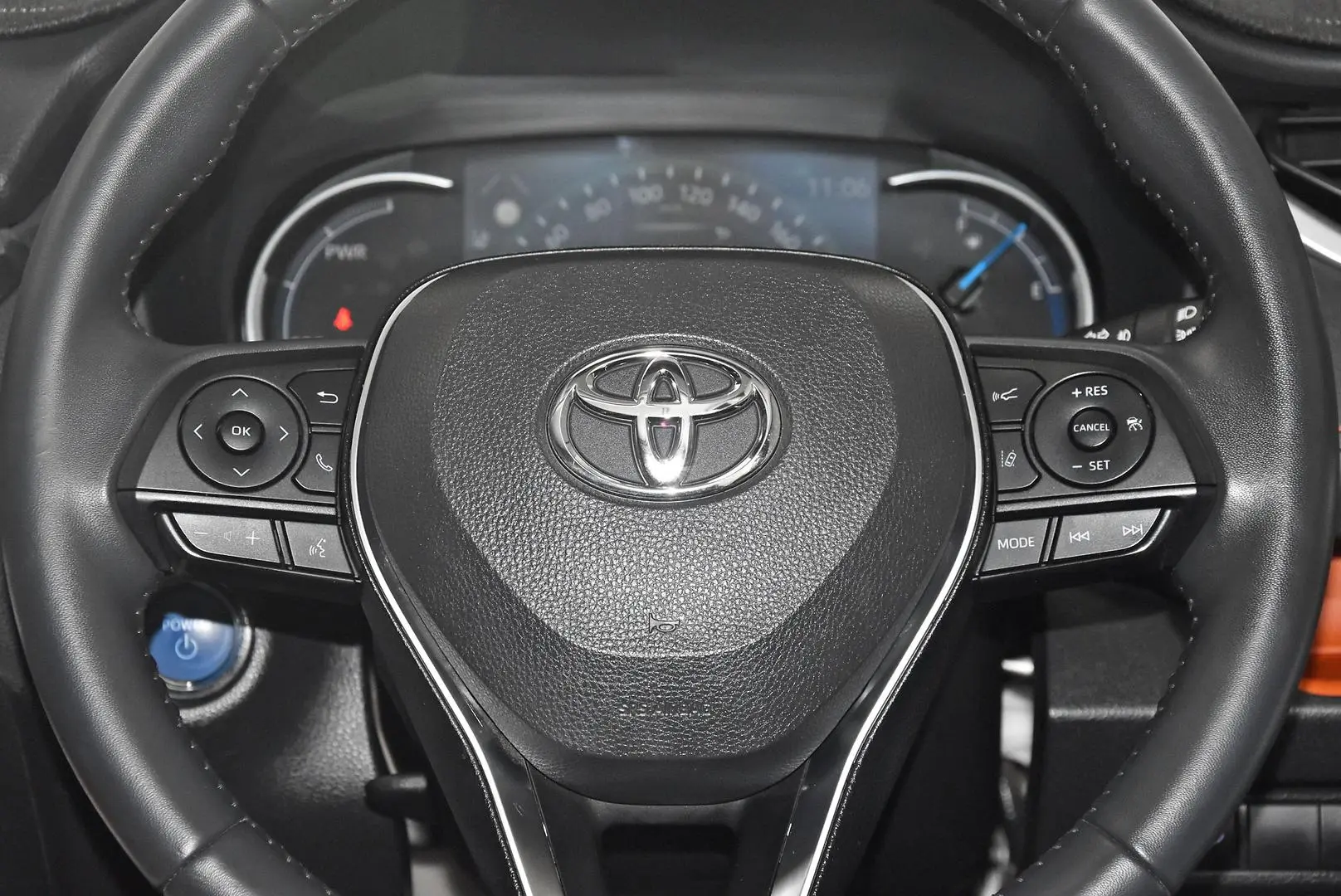 2022 Toyota RAV4 Gallery Image 16