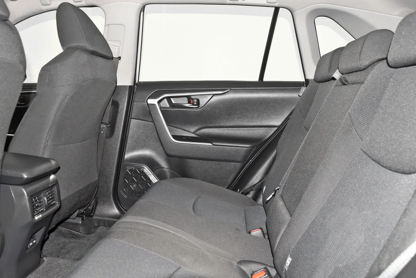 2024 Toyota RAV4 Gallery Image 19