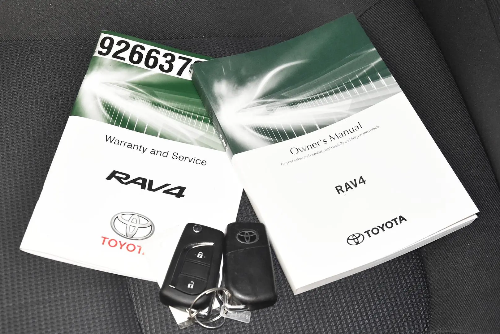 2019 Toyota RAV4 Gallery Image 19
