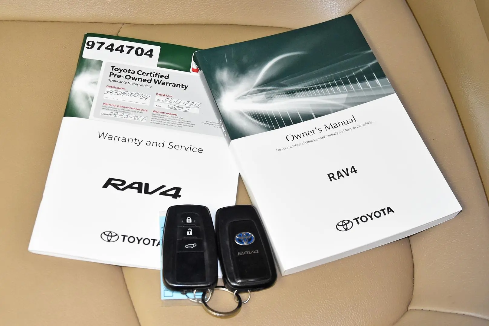 2021 Toyota RAV4 Gallery Image 21