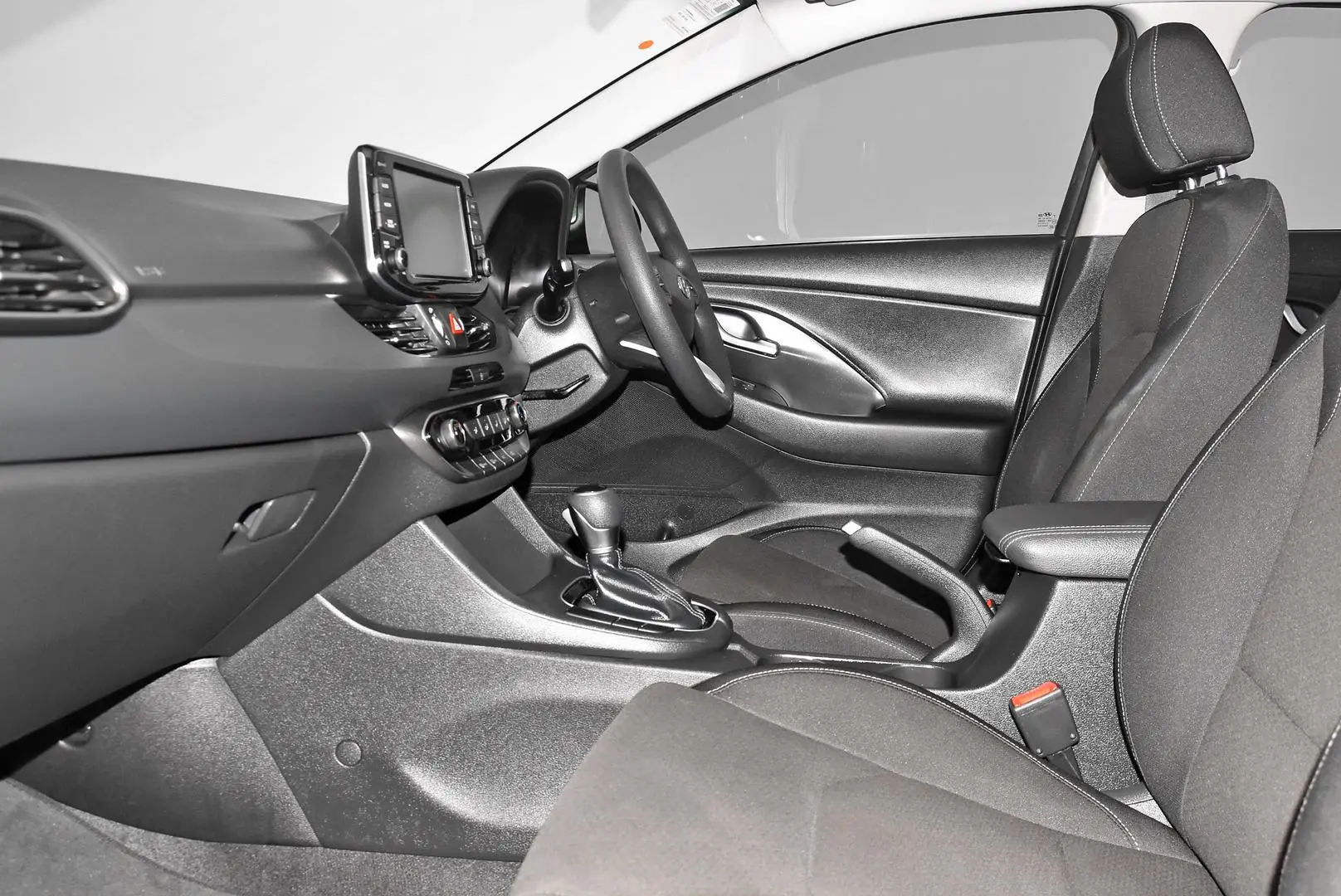 2018 Hyundai i30 Gallery Image 17